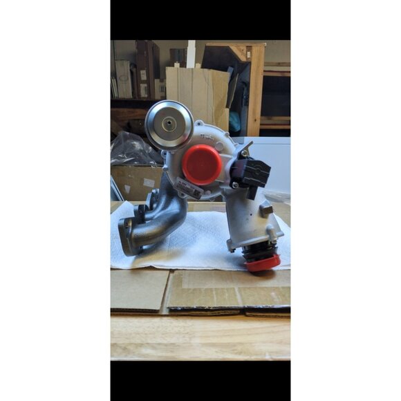 Mercedes OEM Turbocharger A2700902980 w/ Electronic Actuator – New (Open Box) – - Picture 1 of 4